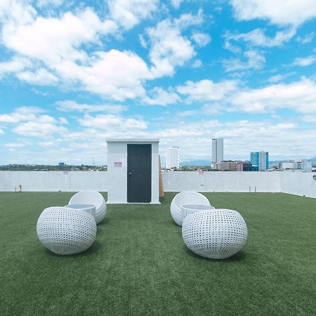 59 Xavierville By Reddoorz Cubao Екстериор снимка